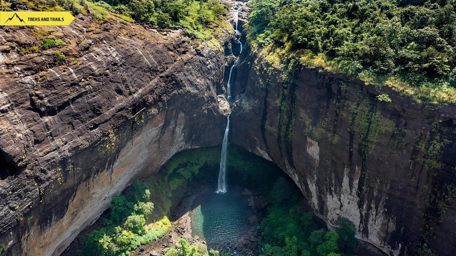 Devkund Waterfall Trek from Pune - Tour